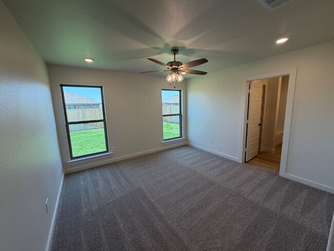 Building Photo - New Beautiful 3 Bedroom Home with 2-Car Garage in Frenship ISD