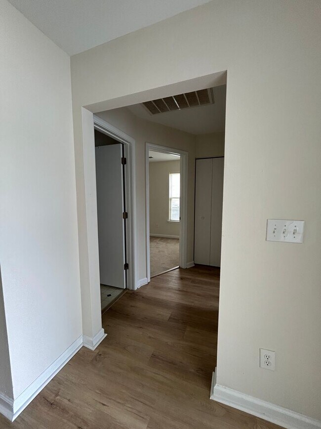 Foto del edificio - Beautiful 3-Bedroom Home in a Highly Desirable Community