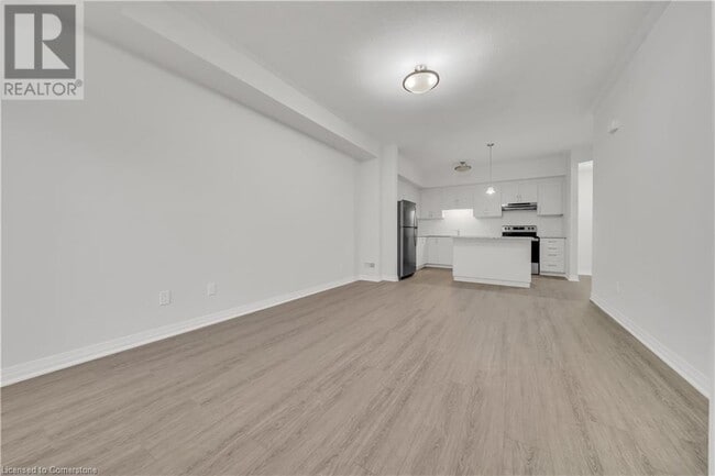 Building Photo - 25 Isherwood Ave
