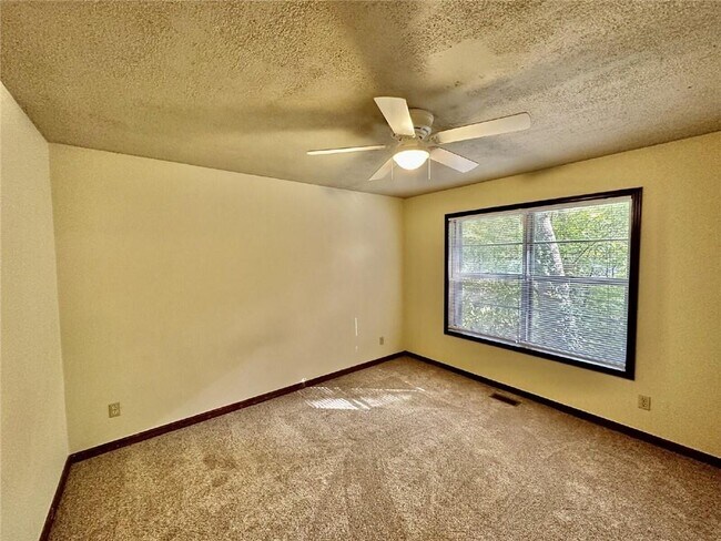 Foto del edificio - 1506 Bella Vista Rd