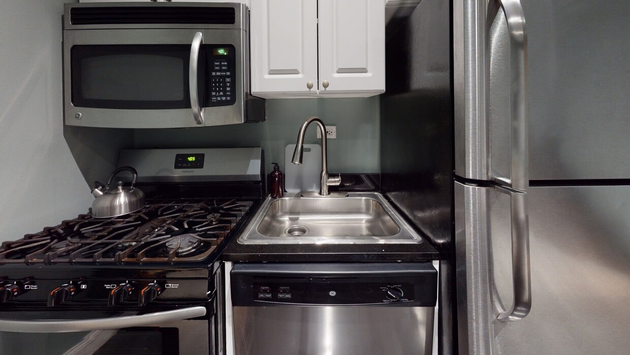 Photo - 23 E 109th St Apartment