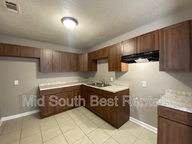 Foto del edificio - 393 King Ave