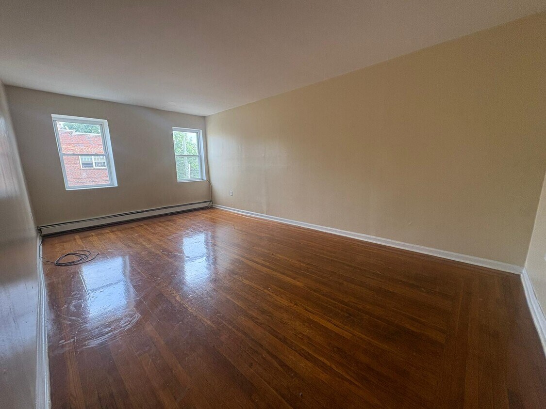 Foto principal - 78 Ellsworth Ave