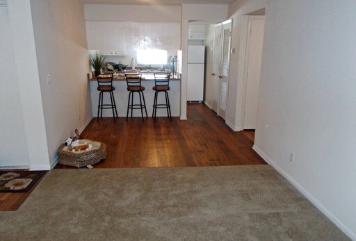 Building Photo - 5522 Terrace Ct