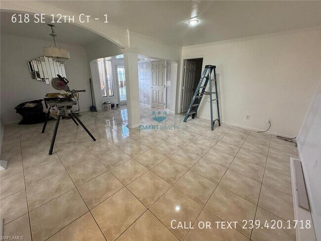 Foto del edificio - 618 SE 12th Ct