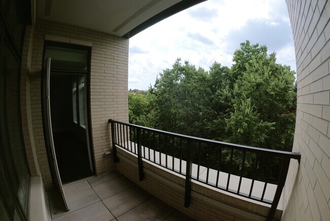Foto del edificio - 2058 N Clark St