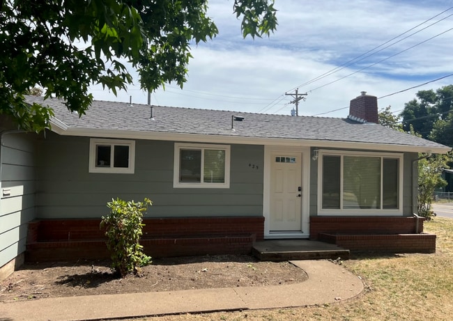 Building Photo - Updated, Single Level Home, 3BD/2BA Coming...