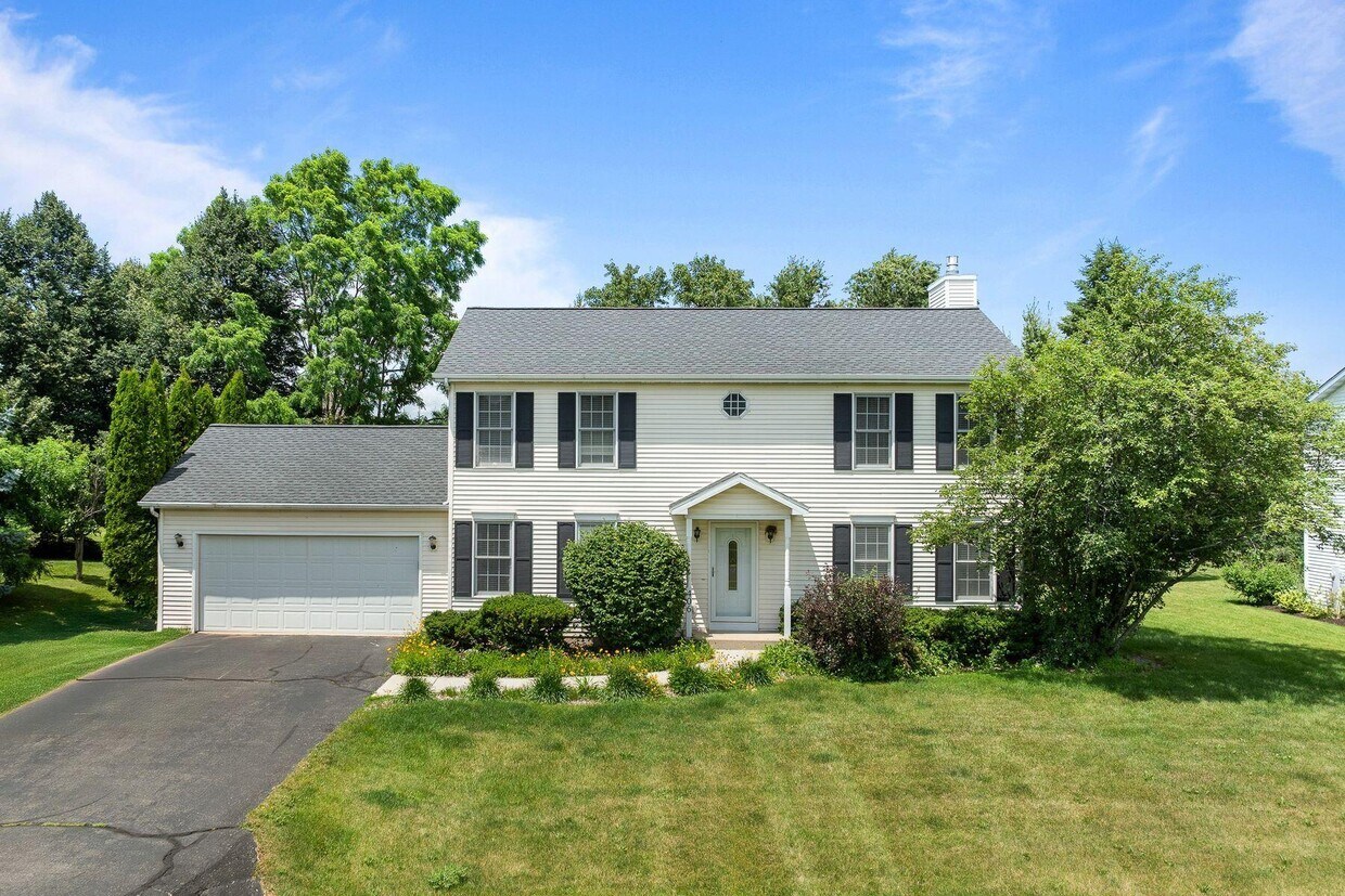 Foto principal - 406 Lakewood Dr