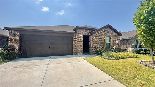 Building Photo - 1420 Stuarts Frst Dr