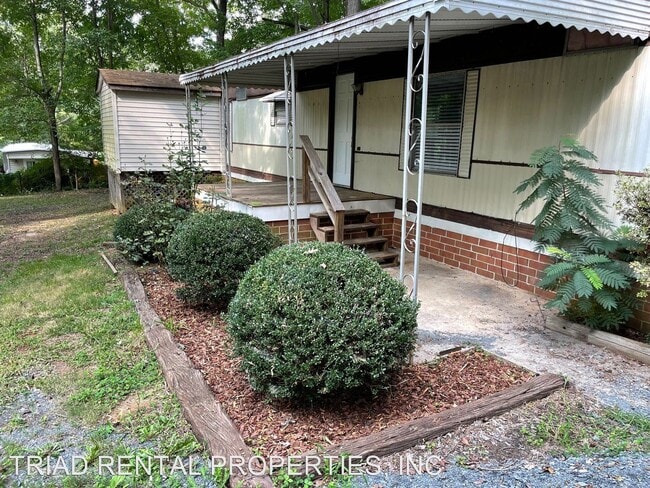 Building Photo - 3 br, 2 bath House - 5838 CHAUCER TRAIL