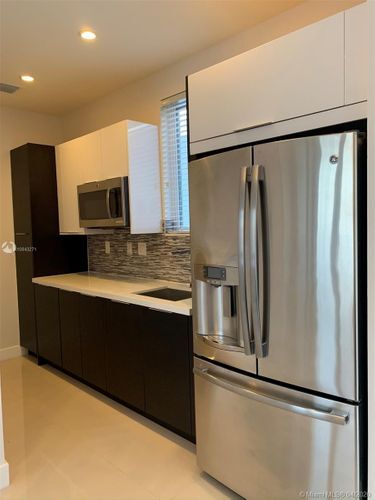 Foto del edificio - 6315 NW 105th Ct