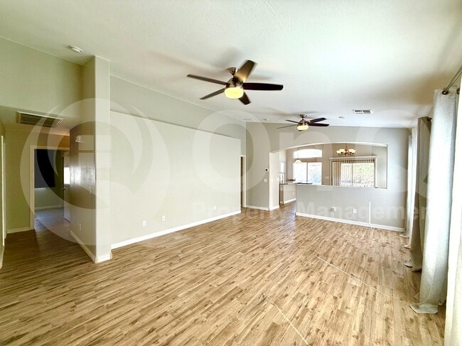 Foto del edificio - 25854 W Williams St