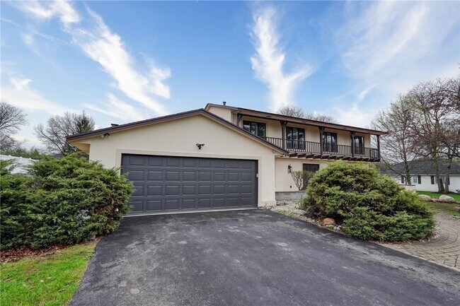 Foto del edificio - 399 French Rd