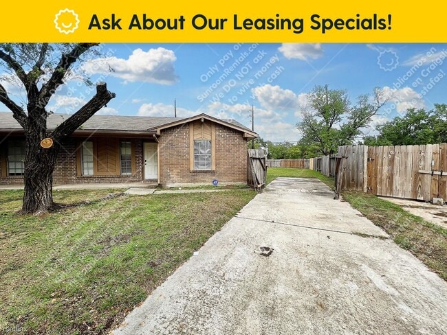 Building Photo - 2 br, 1.5 bath House - 12706 Marble Dr