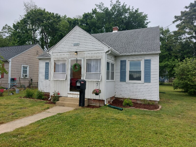 1113 Shuford Ave, Colonial Heights, VA 23834 House for Rent in