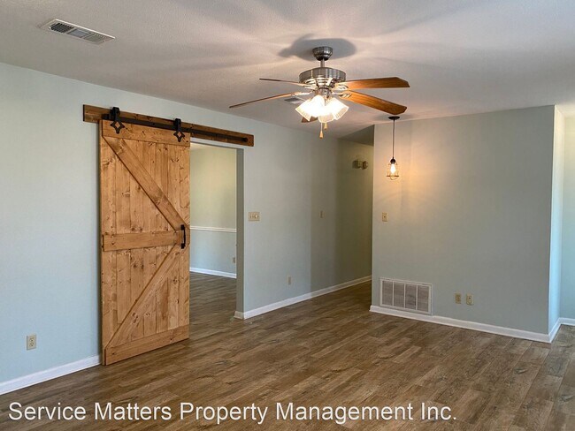 Building Photo - 3 br, 2 bath House - 4831 Autumn Dr