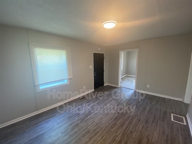 Foto del edificio - 4431 Oliver Rd