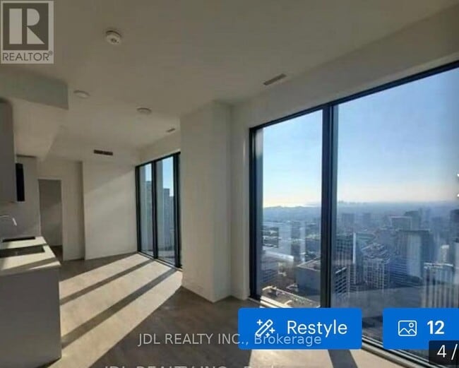 Building Photo - 8 Cumberland St