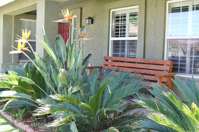 Building Photo - Spacious 4/2 in Madera