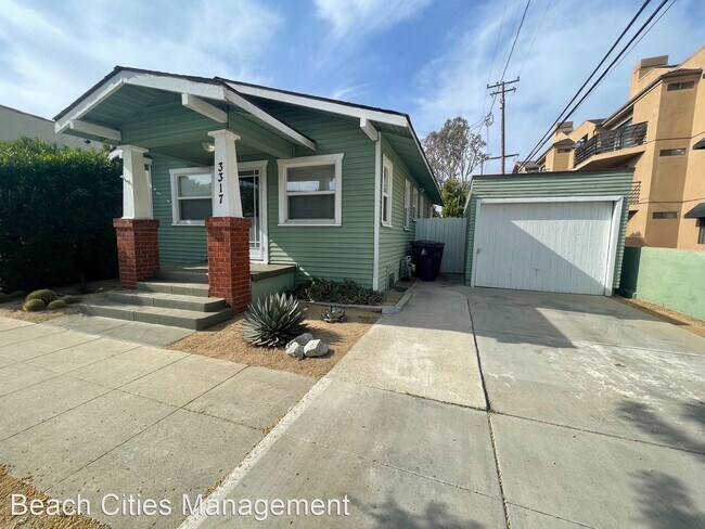 Building Photo - 1 br, 1 bath House - 3317 E 8th St