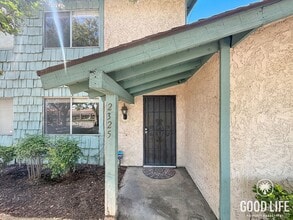 Building Photo - 2325 Gonzaga Ln