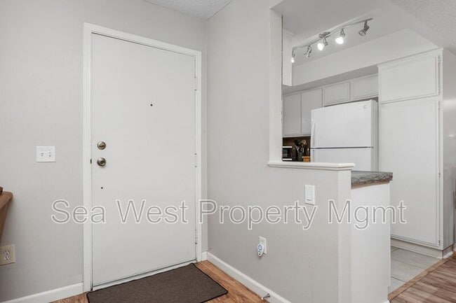 Building Photo - 134 Mangano Cir