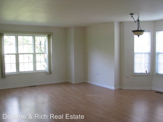 Building Photo - 2 br, 2 bath House - 1960-C Heron Avenue