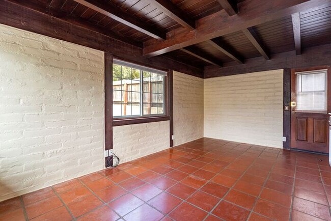 Building Photo - Pacific Grove Coastal Cottage – 2 Bedroom