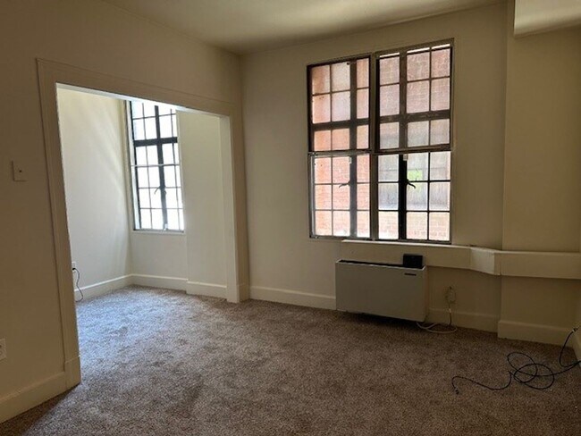 Foto del edificio - 3rd Floor Harrisburg School District 1 Bed...