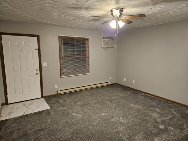 Building Photo - 1133 N North St