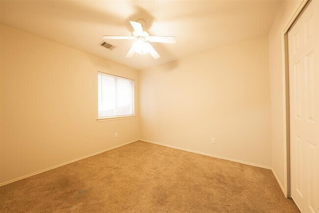 Foto del edificio - 3803 Top Rock Ln