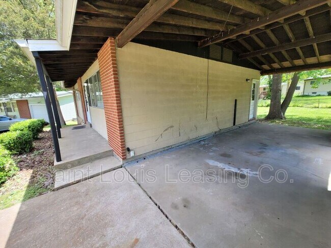 Building Photo - 10249 Dacey Ct