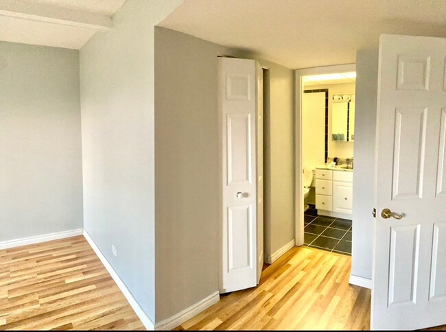 Building Photo - 13000 W Heiden Cir