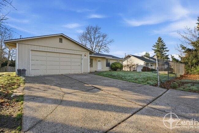 Photo - 11907 NE 4th St House