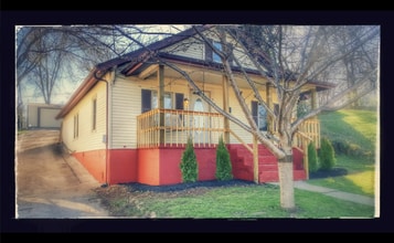 Building Photo - 305 Swigert Ave