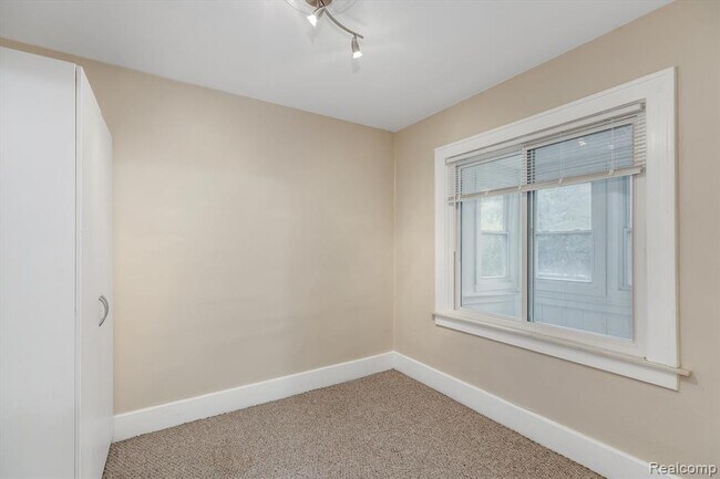 Foto del edificio - 1785 Channing St