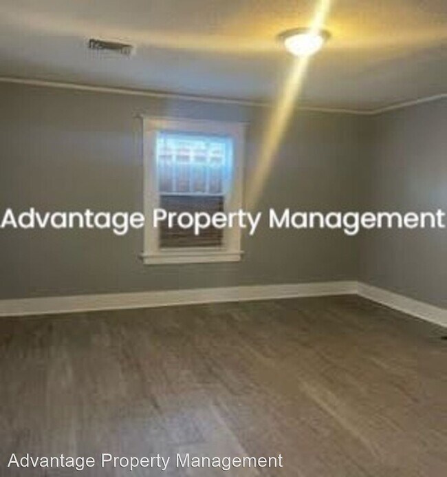 Foto del edificio - 2 br, 1 bath House - 825 N. McNeil St.