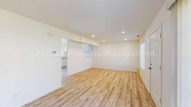 Building Photo - 1050 N Denair Ave