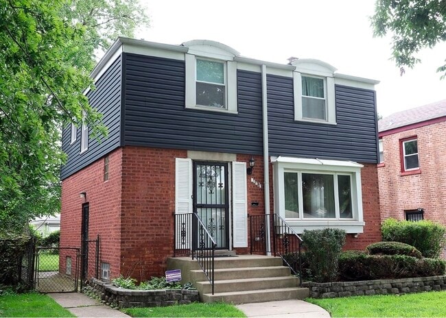 Foto del edificio - 10031 S Paxton Ave