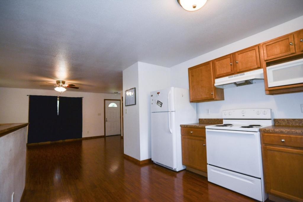 Primary Photo - 1127 Pomeroy