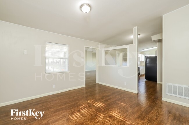 Foto del edificio - 6127 Bright Valley Dr