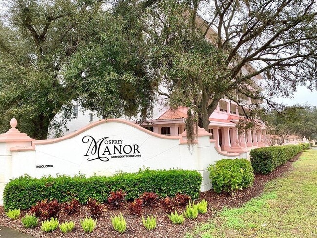 Building Photo - Osprey Manor Fairway