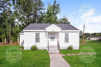 Building Photo - 26 Shannon Rd
