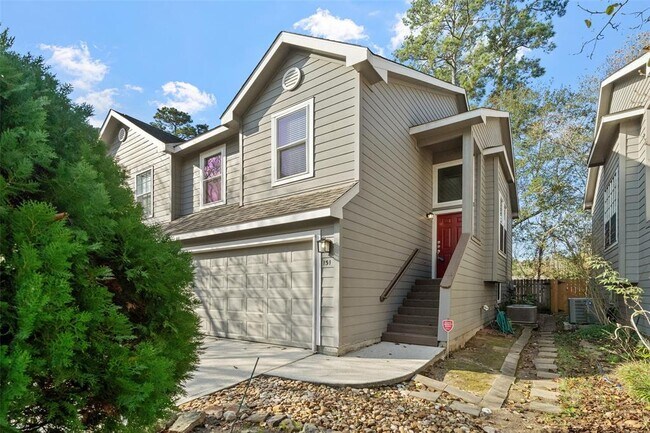 Building Photo - 131 N Villa Oaks Dr