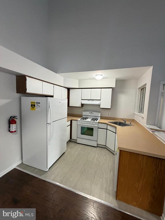 Building Photo - 1194 Tristram Cir