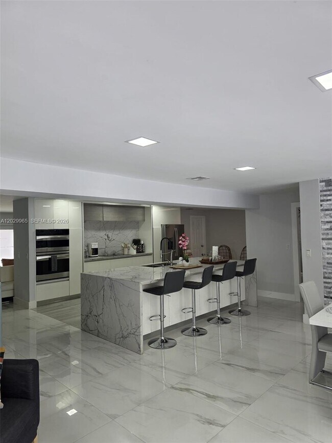 Foto del edificio - 12910 SW 148th Street Rd