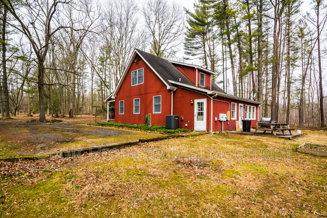 Building Photo - 3836 W Chapel Rd