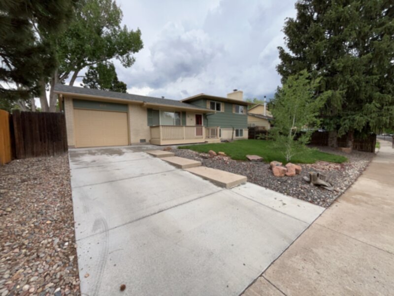 Primary Photo - Welcome to this beautiful tri-level home!