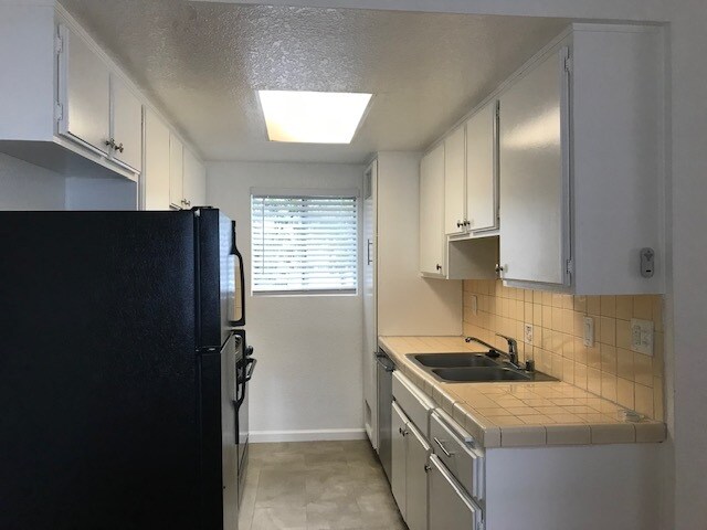 Foto del edificio - 6707 W 86th Pl