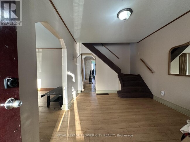 Building Photo - 1248 McEwan Ave